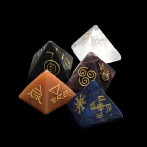 Mixed color Pyramid Ornaments Gemstone Carving Customization