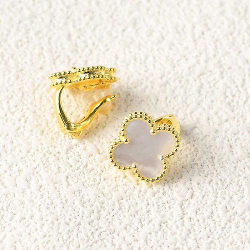fashion four-leaf clover earrings White Mother Of Pearl