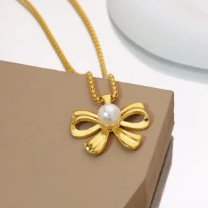 Titanium Steel Non-Fading Bow Fashionable Versatile Necklace