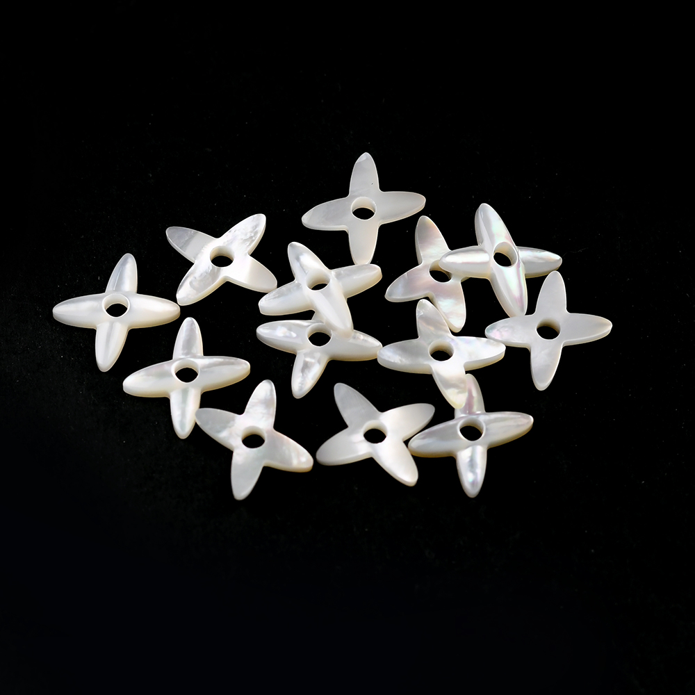 White Mother Of Pearl Four-pointed star Cut - Image 2